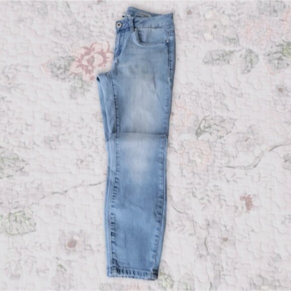 Vintage Smart Set Premium Denim Curvy Skinny Fit - Picture 4 of 11